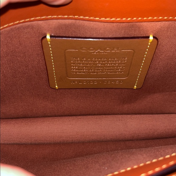 Coach Hero Shoulder Bag In Signature Canvas - Picture 12 of 14